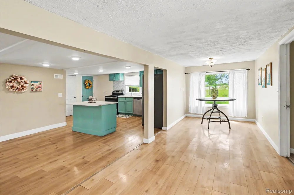 9433 E Lovejoy Road Conway Township, MI 48872