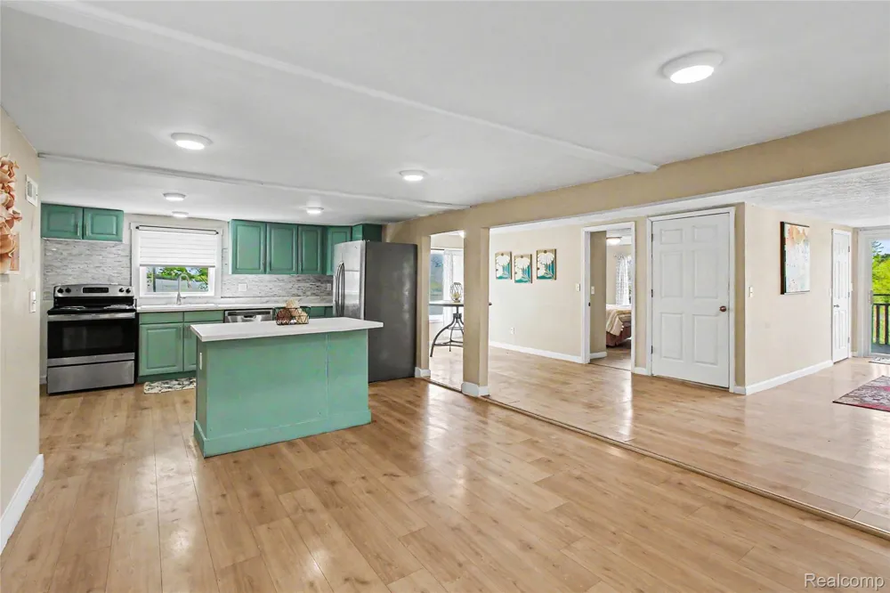 9433 E Lovejoy Road Conway Township, MI 48872