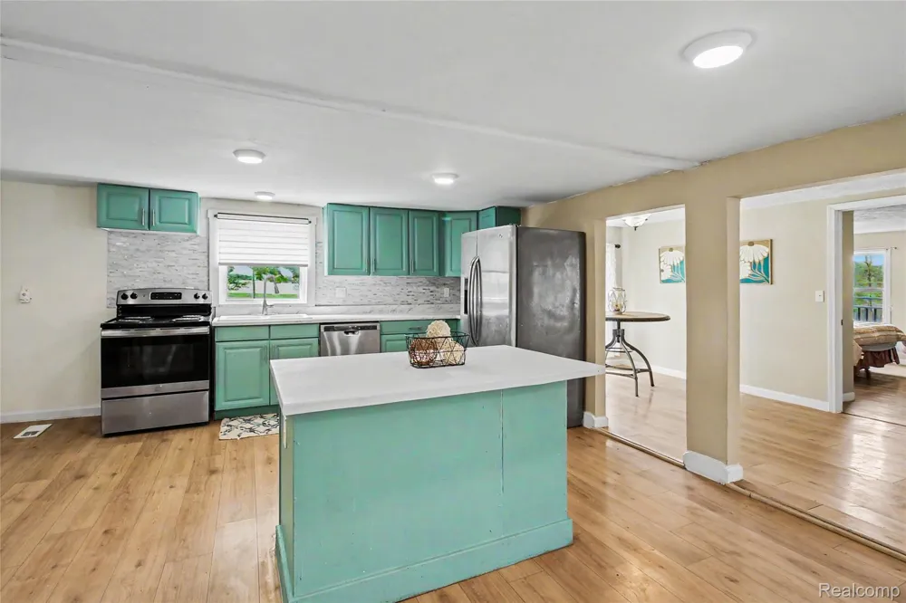 9433 E Lovejoy Road Conway Township, MI 48872