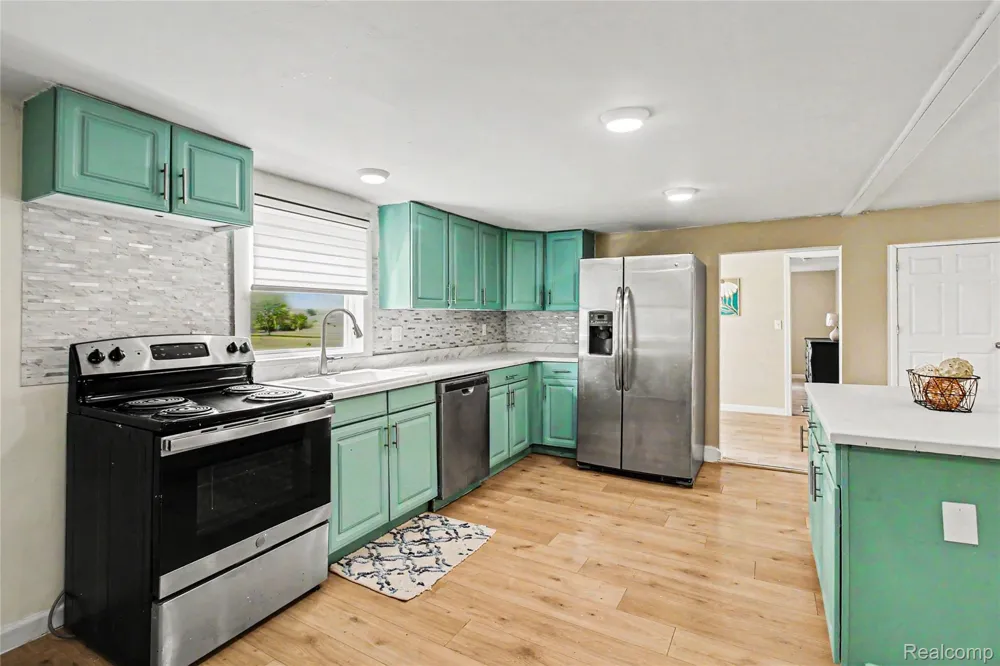 9433 E Lovejoy Road Conway Township, MI 48872