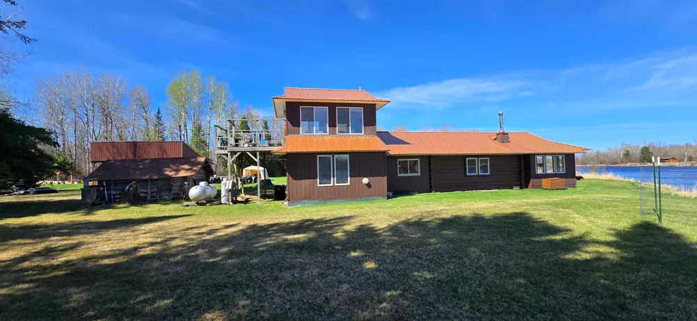 17801 Bear Creek Angle Inlet, MN 56711