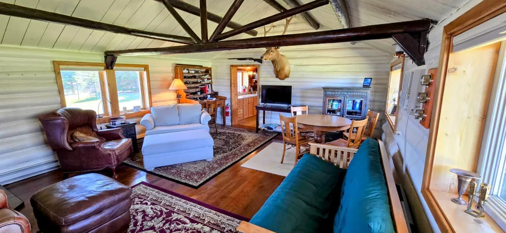 17801 Bear Creek Angle Inlet, MN 56711