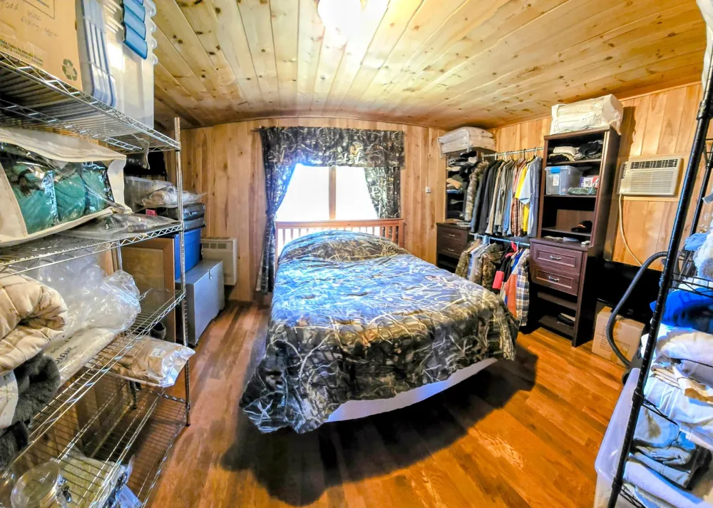 17801 Bear Creek Angle Inlet, MN 56711