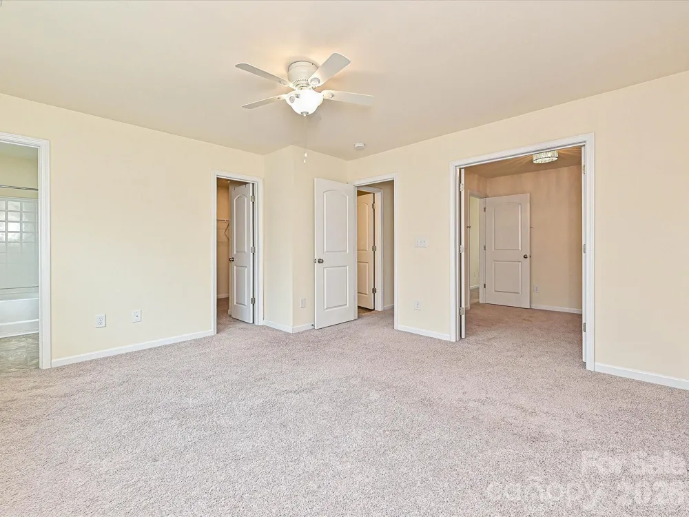 4629 Quinton Lane Charlotte, NC 28269