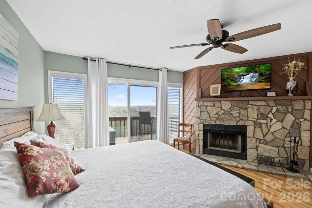 78 Upper Tanglewood Road #6 Lake Toxaway, NC 28747