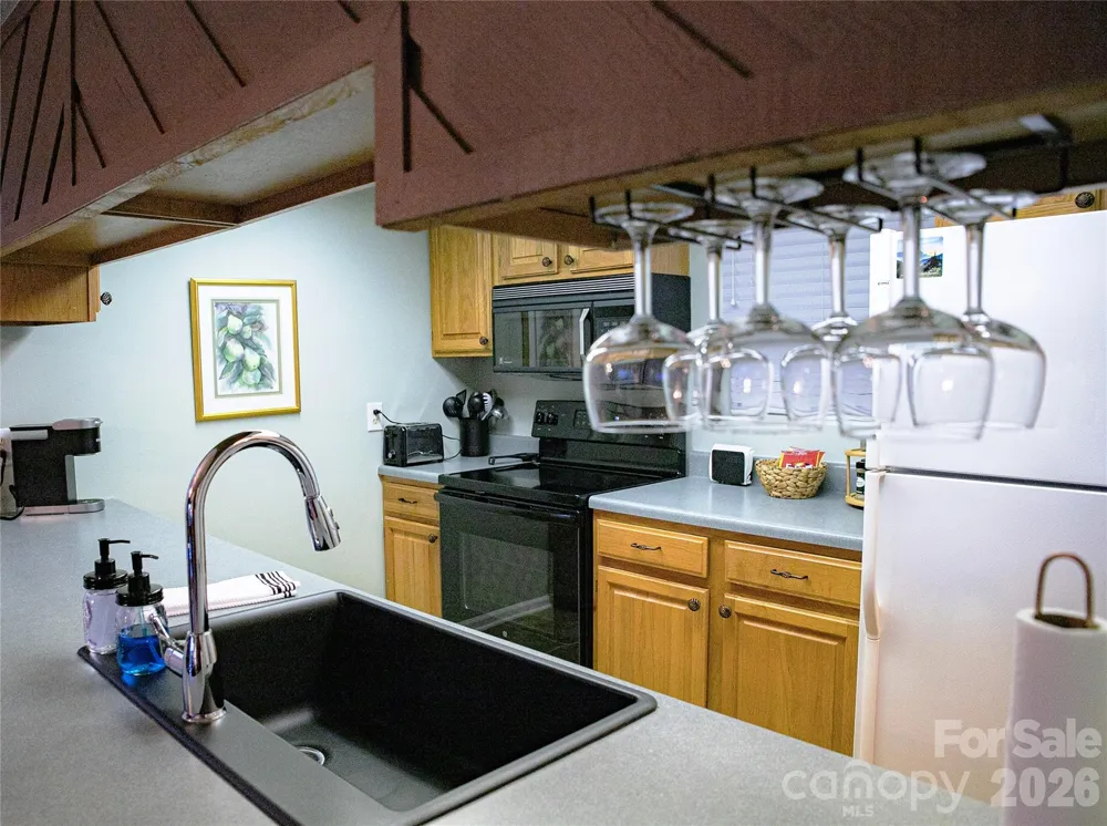 78 Upper Tanglewood Road #6 Lake Toxaway, NC 28747