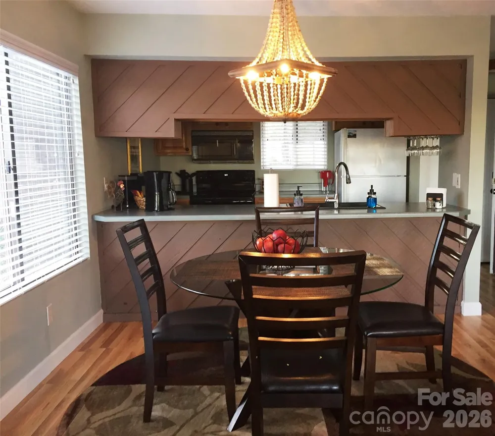 78 Upper Tanglewood Road #6 Lake Toxaway, NC 28747