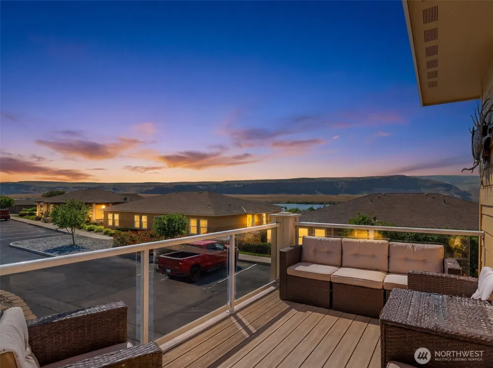 9119 Seahawk Lane NW Quincy, WA 98848