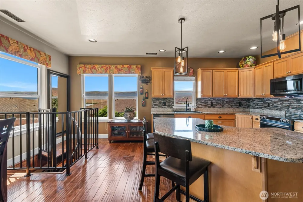 9119 Seahawk Lane NW Quincy, WA 98848