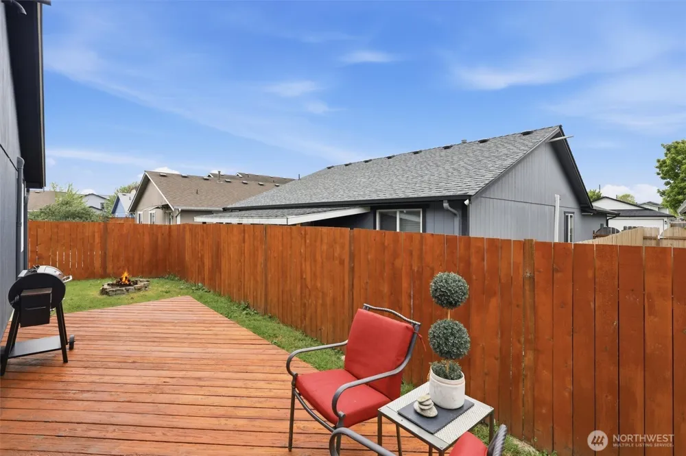 4329 149th Place NE Marysville, WA 98271