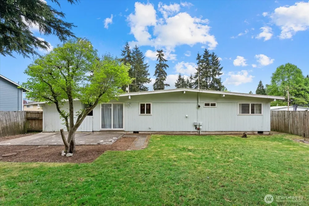 29317 38th Place S Auburn, WA 98001
