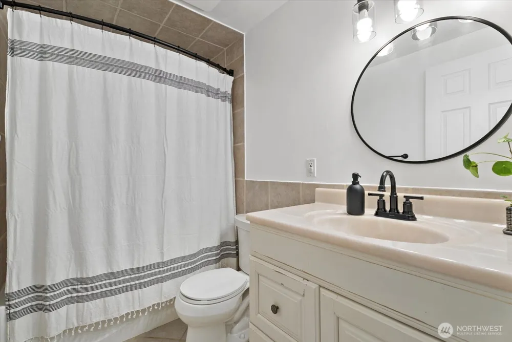 29317 38th Place S Auburn, WA 98001