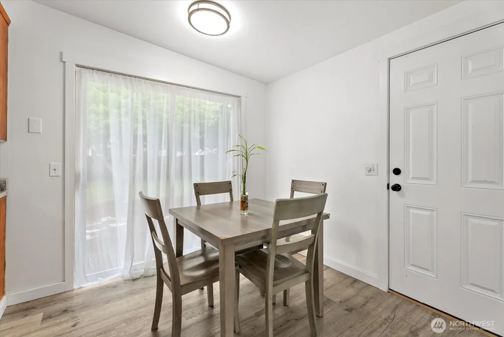 29317 38th Place S Auburn, WA 98001