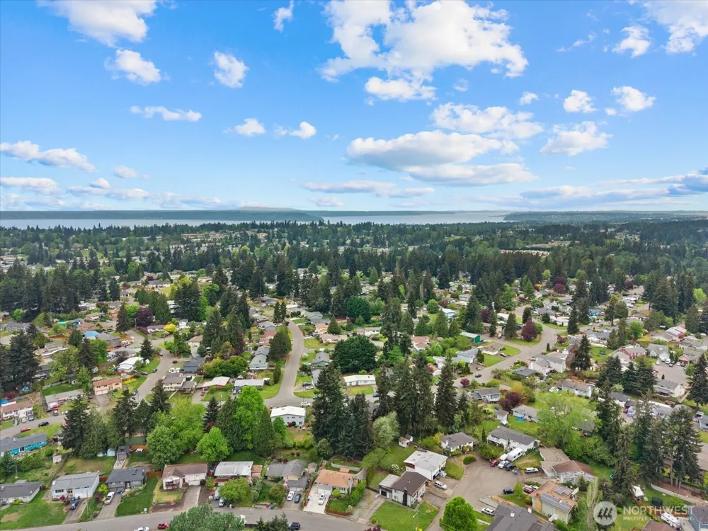 29317 38th Place S Auburn, WA 98001