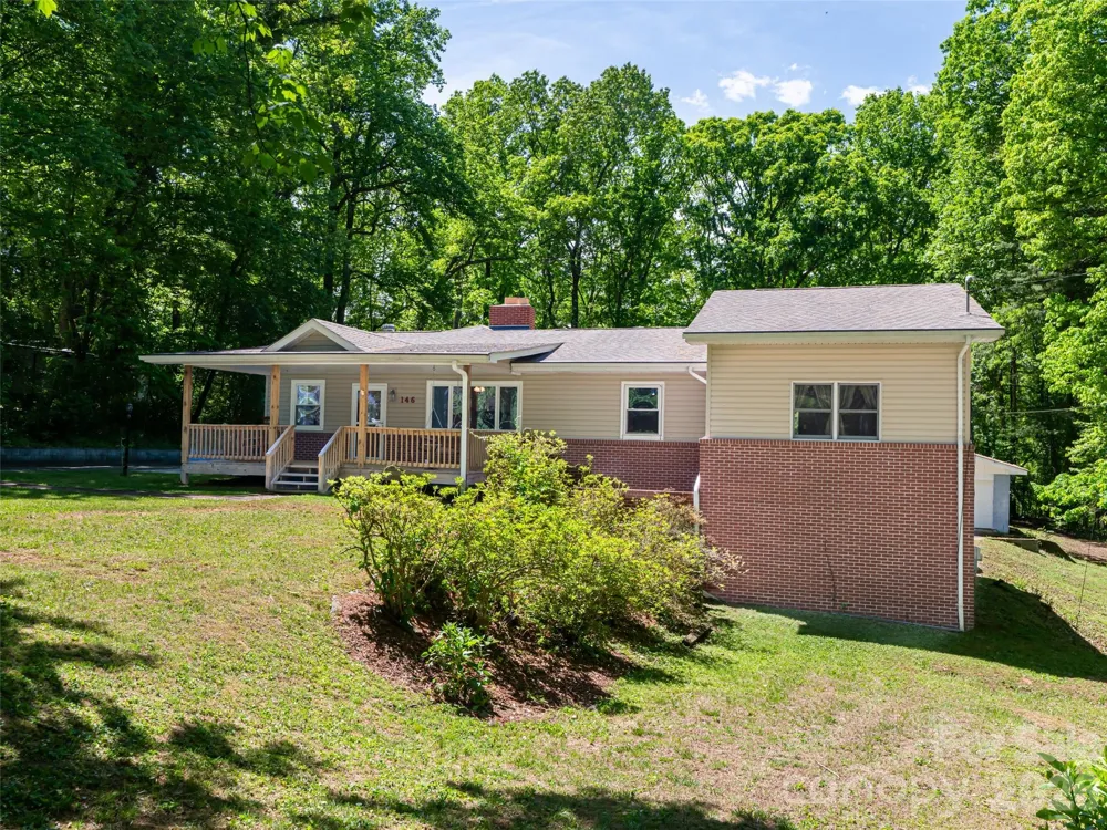 146 Fairmont Road Candler, NC 28715