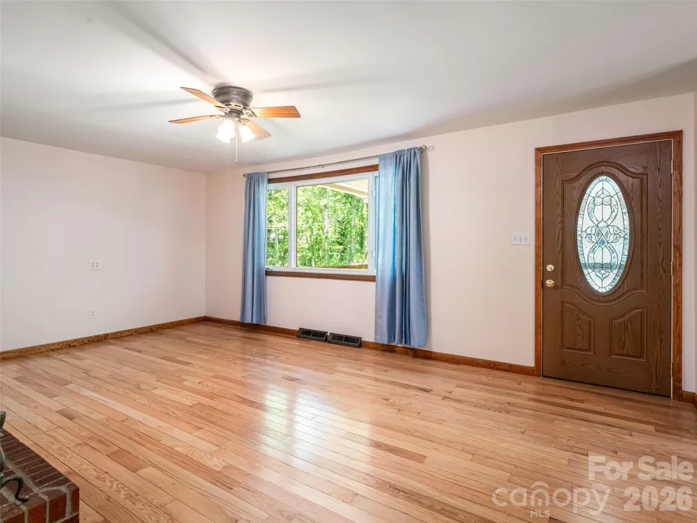 146 Fairmont Road Candler, NC 28715