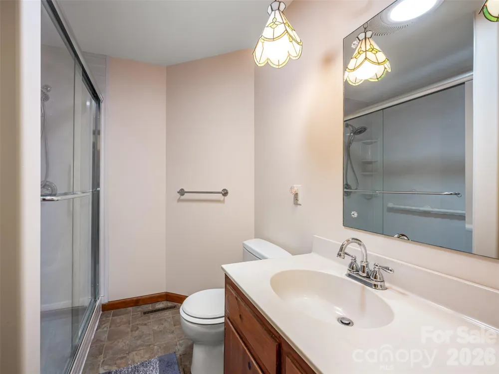146 Fairmont Road Candler, NC 28715