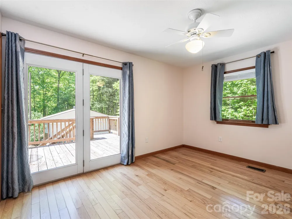 146 Fairmont Road Candler, NC 28715