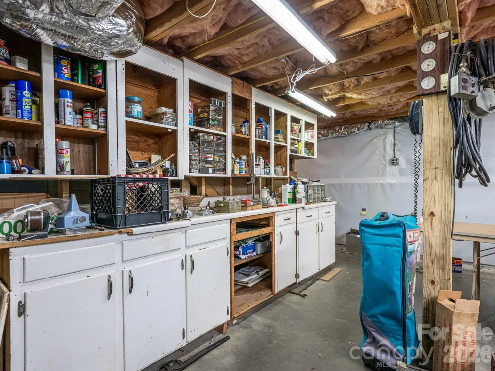146 Fairmont Road Candler, NC 28715
