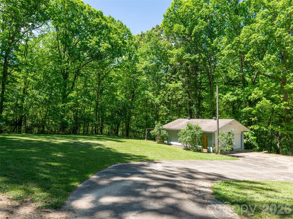 146 Fairmont Road Candler, NC 28715