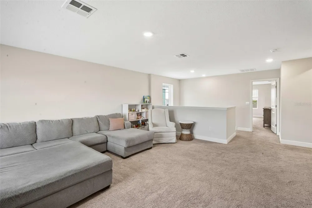 10308 FIELDSTONE MYRTLE WAY San Antonio, FL 33576