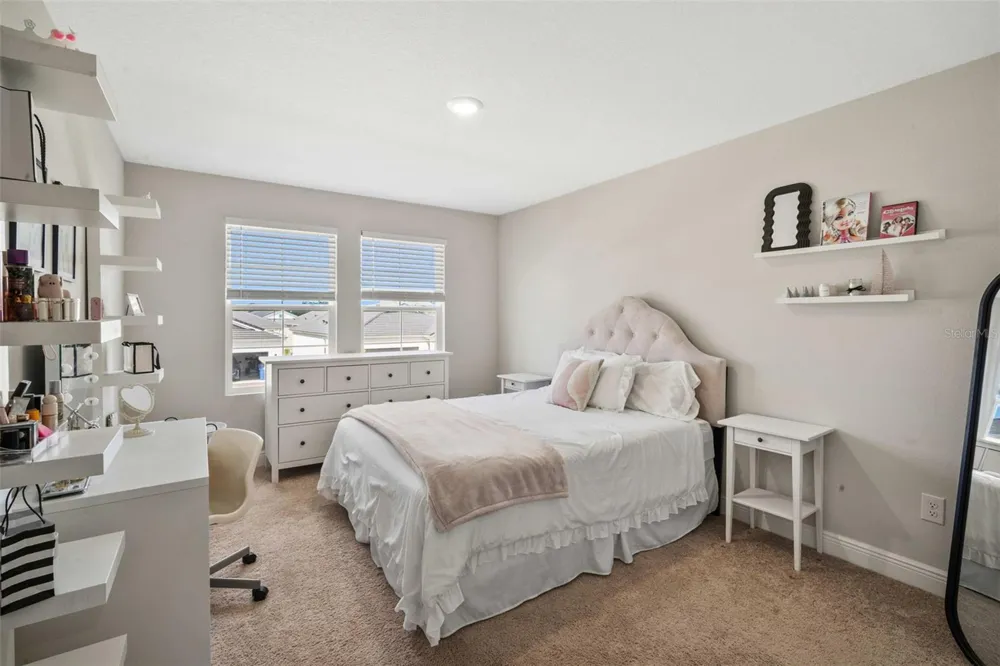 10308 FIELDSTONE MYRTLE WAY San Antonio, FL 33576