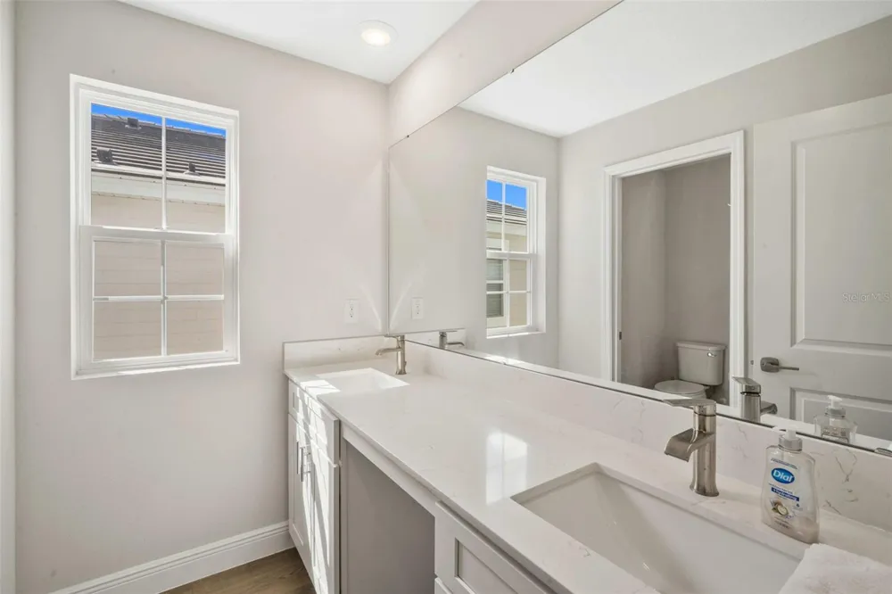 10308 FIELDSTONE MYRTLE WAY San Antonio, FL 33576