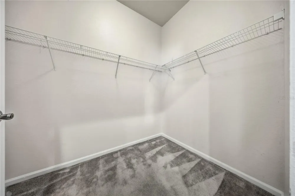 3001 LAUREL RUN LANE #204 Kissimmee, FL 34741