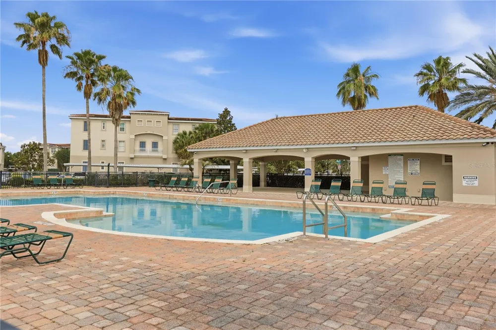 3001 LAUREL RUN LANE #204 Kissimmee, FL 34741