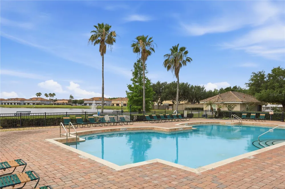 3001 LAUREL RUN LANE #204 Kissimmee, FL 34741