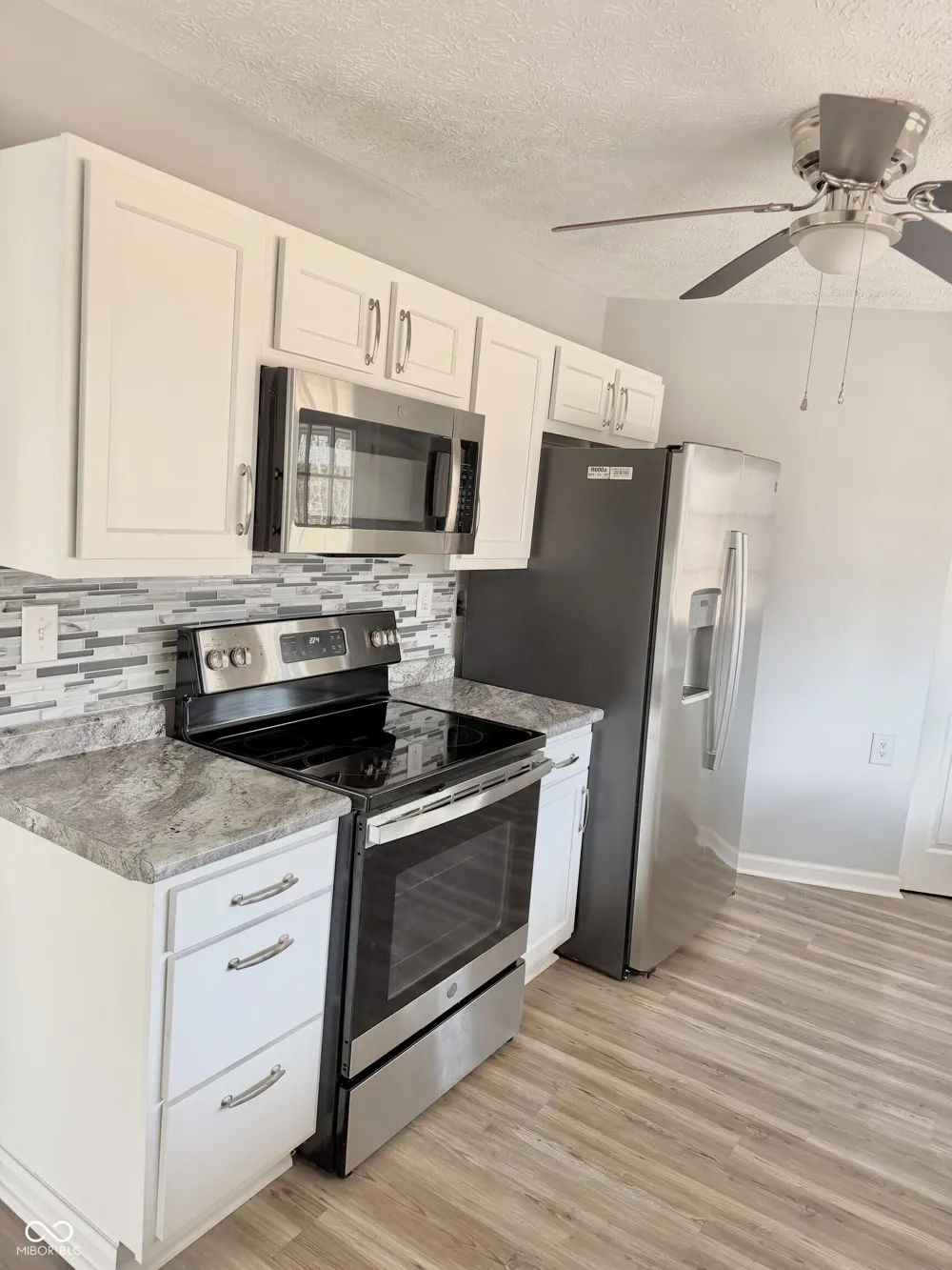50 Woodlawn Village Mitchell, IN 47446