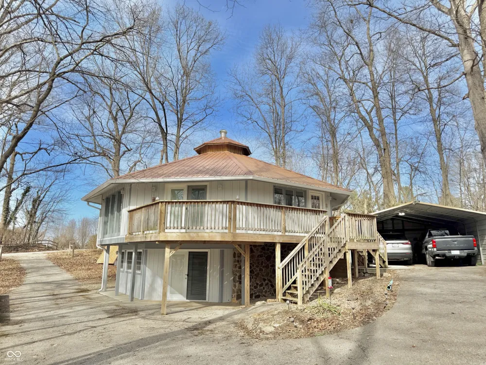 50 Woodlawn Village Mitchell, IN 47446