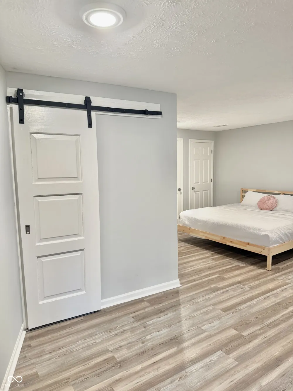 50 Woodlawn Village Mitchell, IN 47446