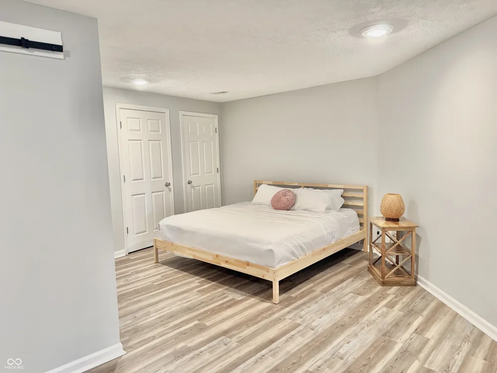 50 Woodlawn Village Mitchell, IN 47446