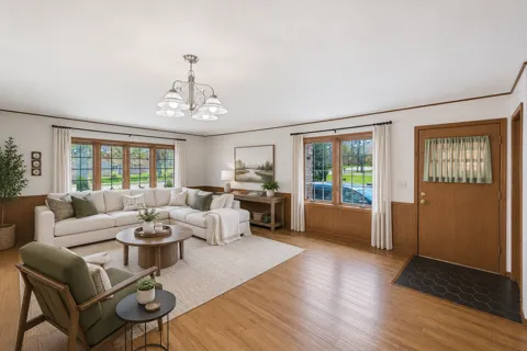 1436 E Old Shakopee Road