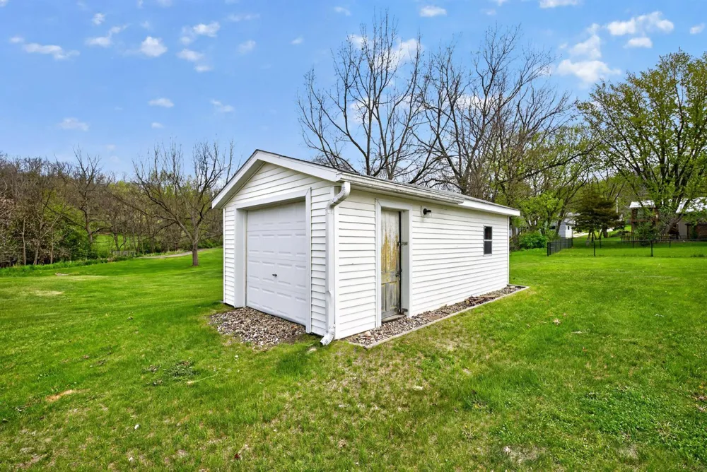 605 Union Street NE Chatfield, MN 55923