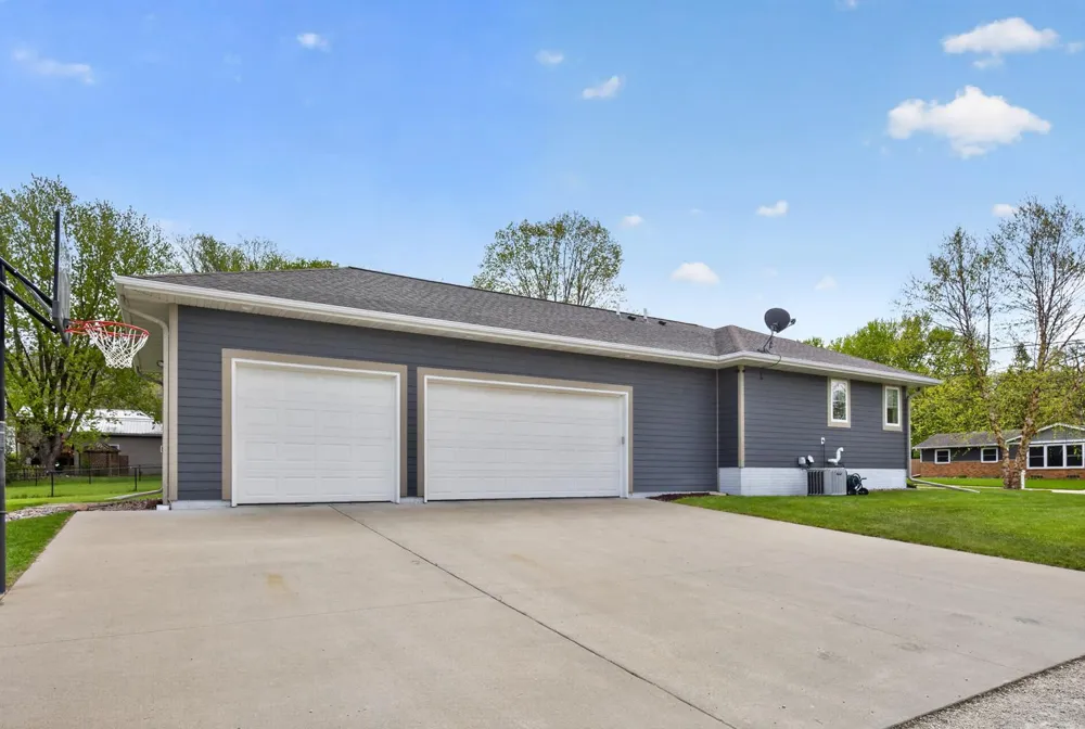 605 Union Street NE Chatfield, MN 55923