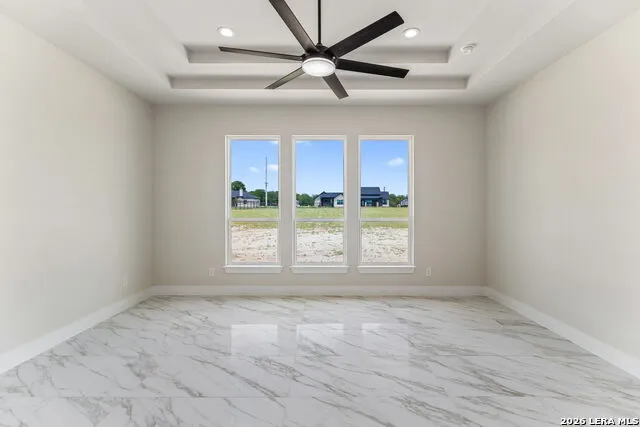109 Summer Meadow Dr La Vernia, TX 78121