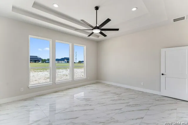 109 Summer Meadow Dr La Vernia, TX 78121
