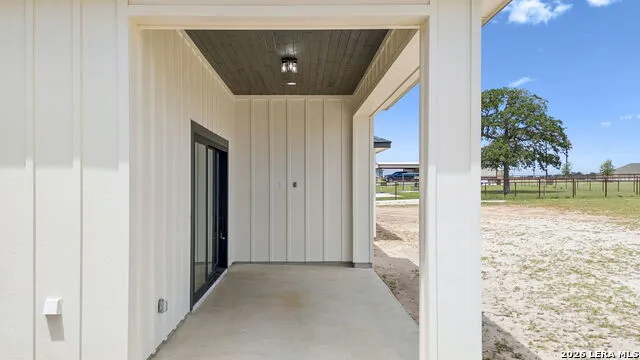 109 Summer Meadow Dr La Vernia, TX 78121