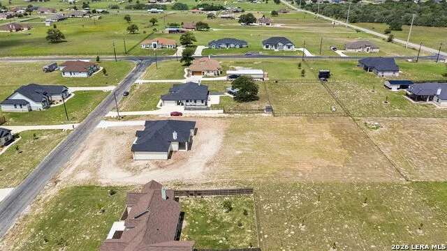 109 Summer Meadow Dr La Vernia, TX 78121