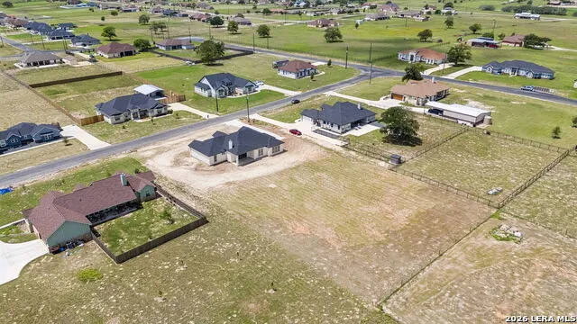 109 Summer Meadow Dr La Vernia, TX 78121
