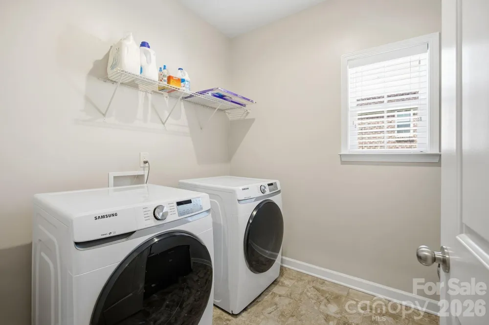 4198 Abernathy Place Harrisburg, NC 28075