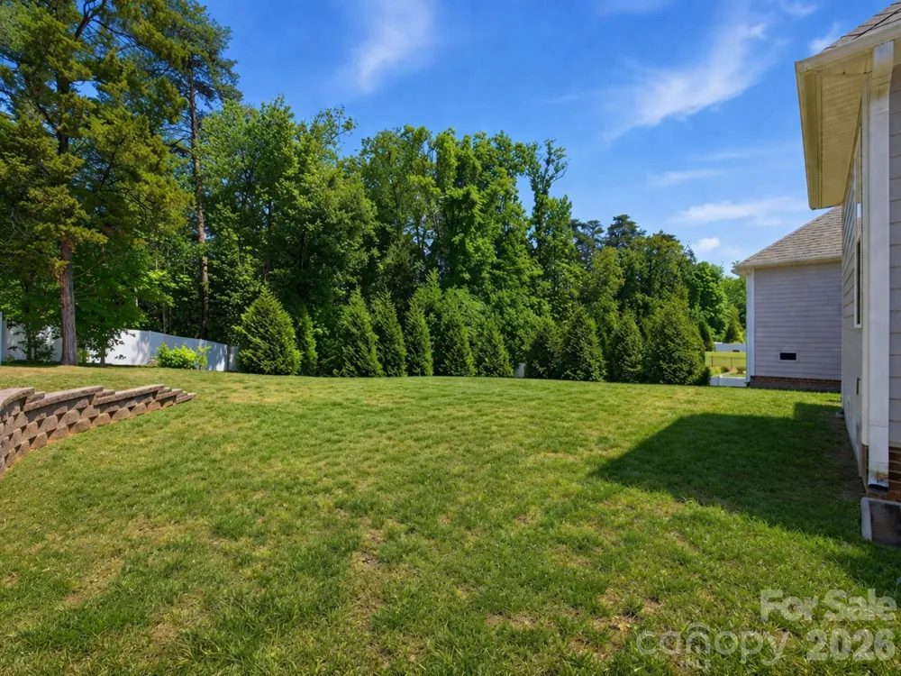 4198 Abernathy Place Harrisburg, NC 28075