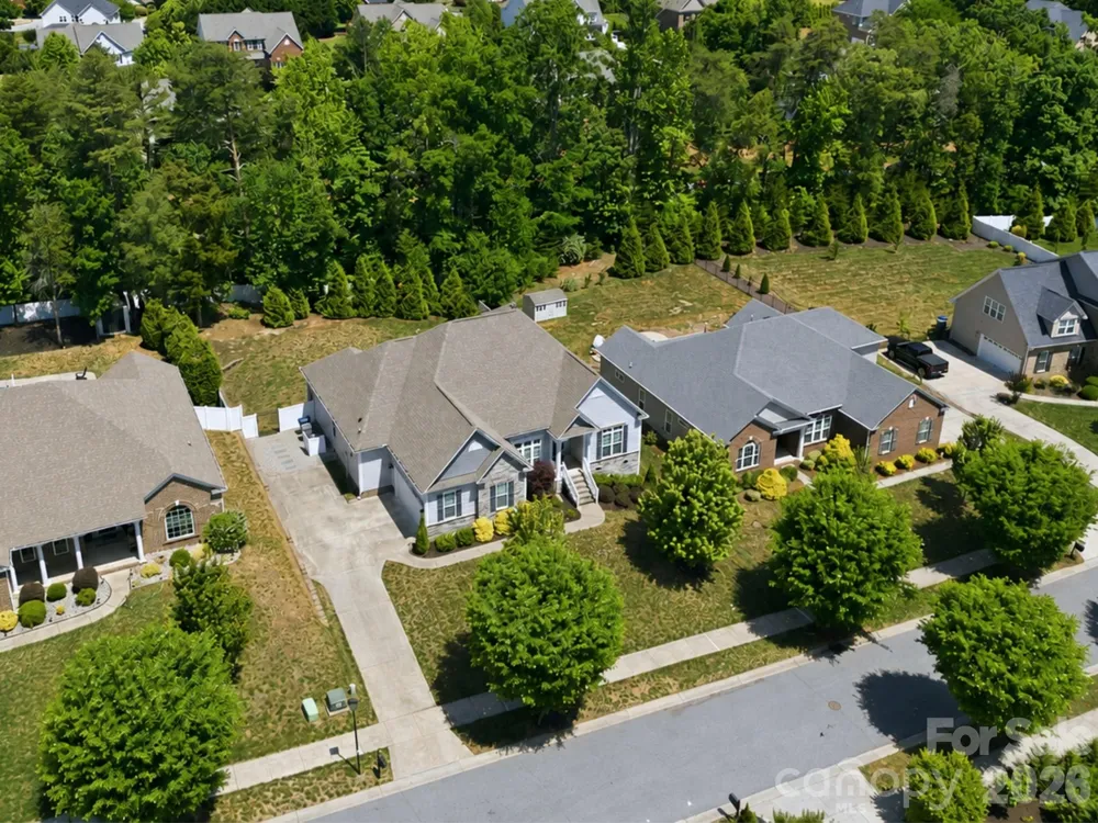 4198 Abernathy Place Harrisburg, NC 28075