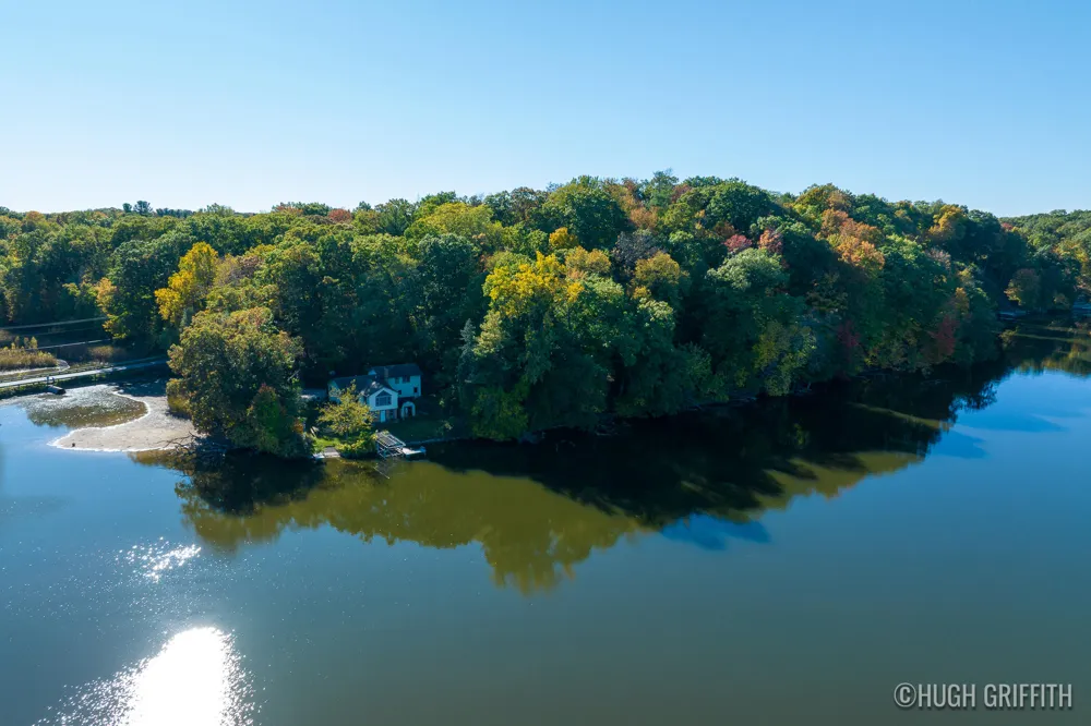 6811 Burger Drive SE Cascade Charter Township, MI 49546