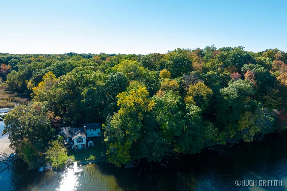 6811 Burger Drive SE Cascade Charter Township, MI 49546