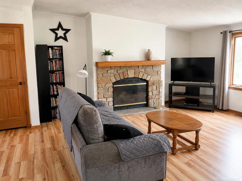 6524 96th Avenue Pentwater Township, MI 49420