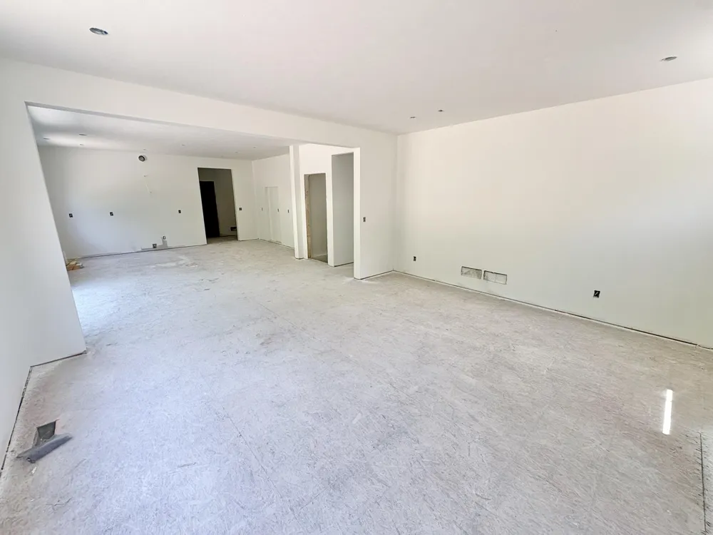 5859 Valley Point Drive SE Caledonia Township, MI 49316