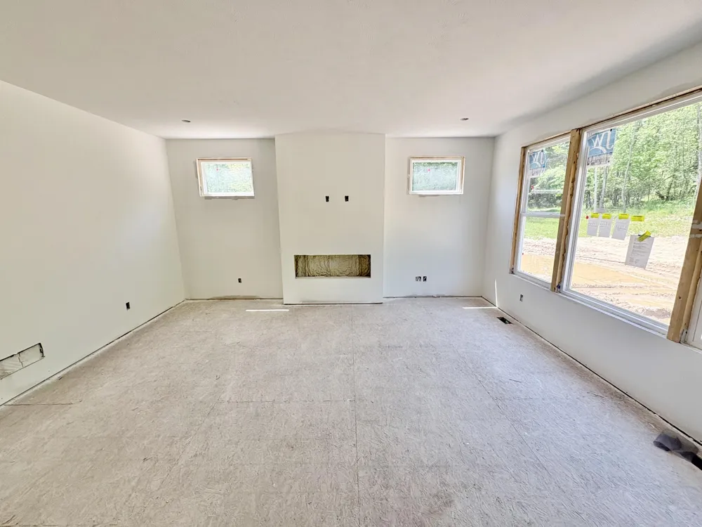 5859 Valley Point Drive SE Caledonia Township, MI 49316